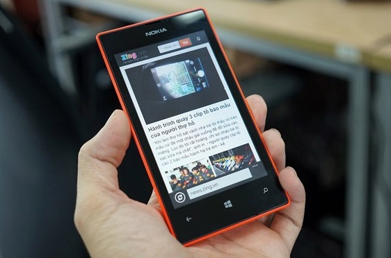 10 smartphone gia re noi bat nhat VN dau nam 2014 hinh anh