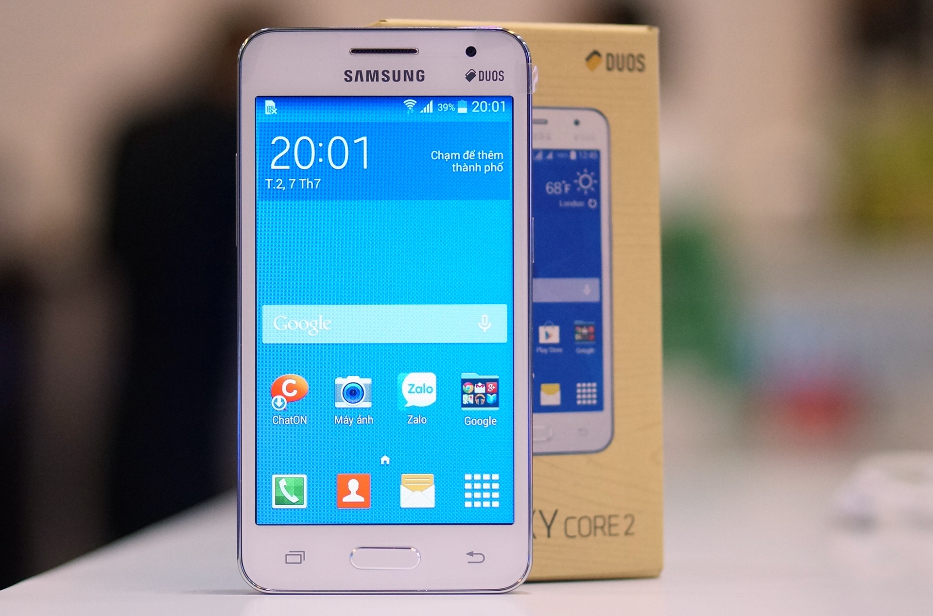 Mo hop Galaxy Core 2 kieu dang Note 3 gia 4 trieu tai VN hinh anh