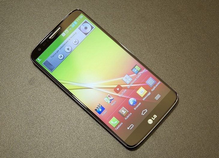 LG G2 chinh hang bat ngo giam gia soc den 4 trieu dong o SG hinh anh