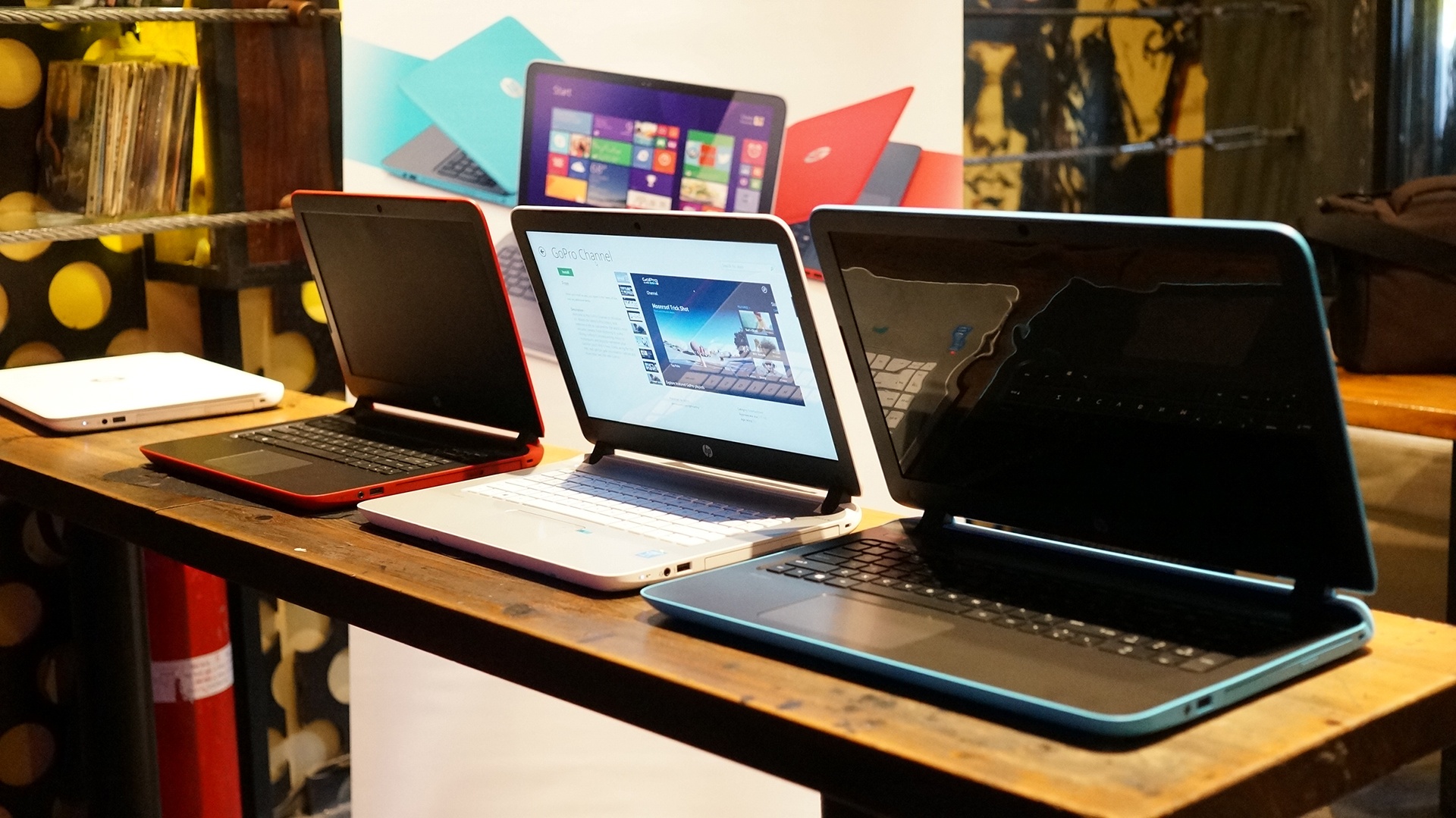 HP ra mat loat laptop Pavilion nhieu mau sac gia tot hinh anh