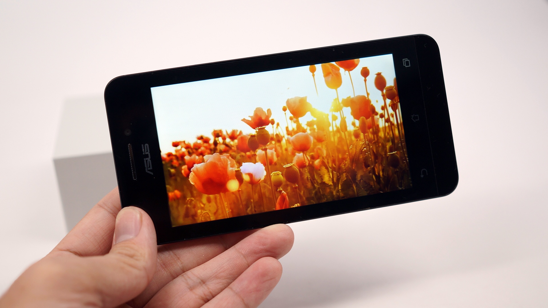 Dap hop Zenfone 4 chinh hang 4,5 inch gia 2,7 trieu hinh anh