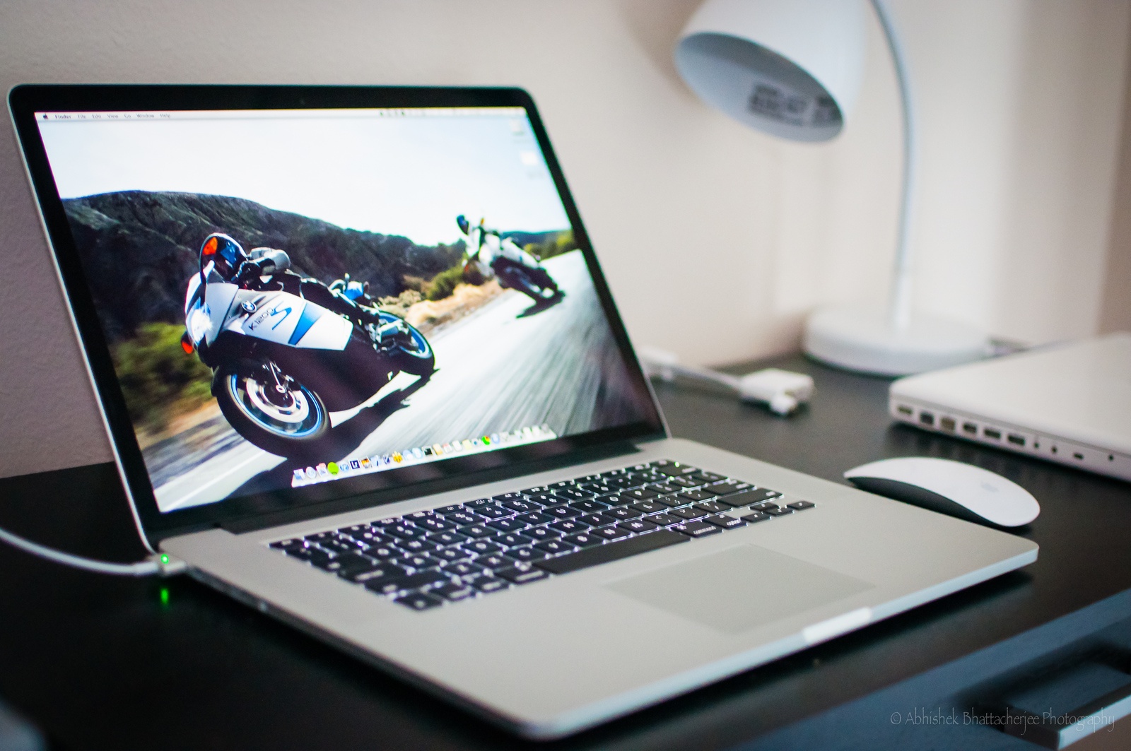 Macbook Pro Retina voi vi xu ly nhanh hon, gia tu 30 trieu hinh anh