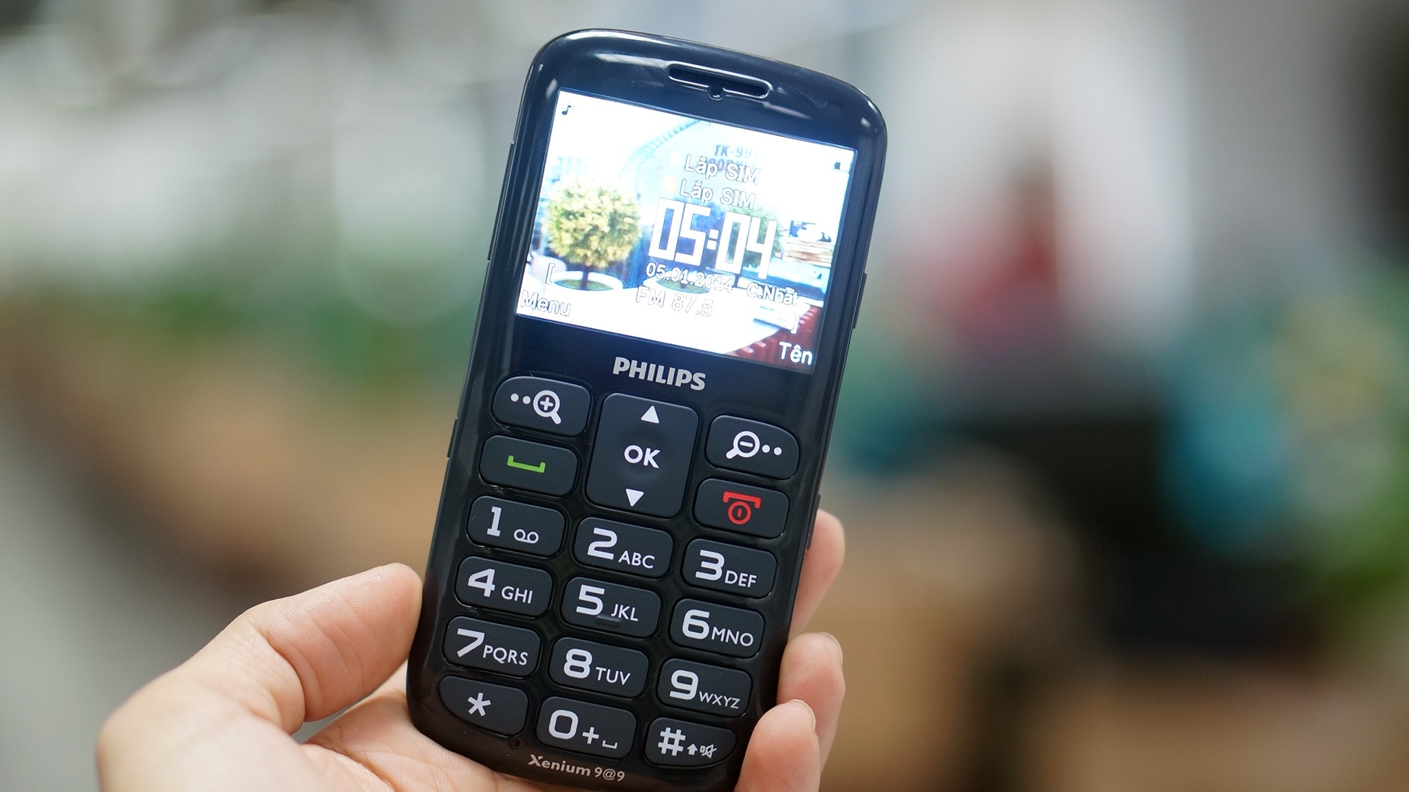 Dien thoai co ban van song tot tai Viet Nam hinh anh
