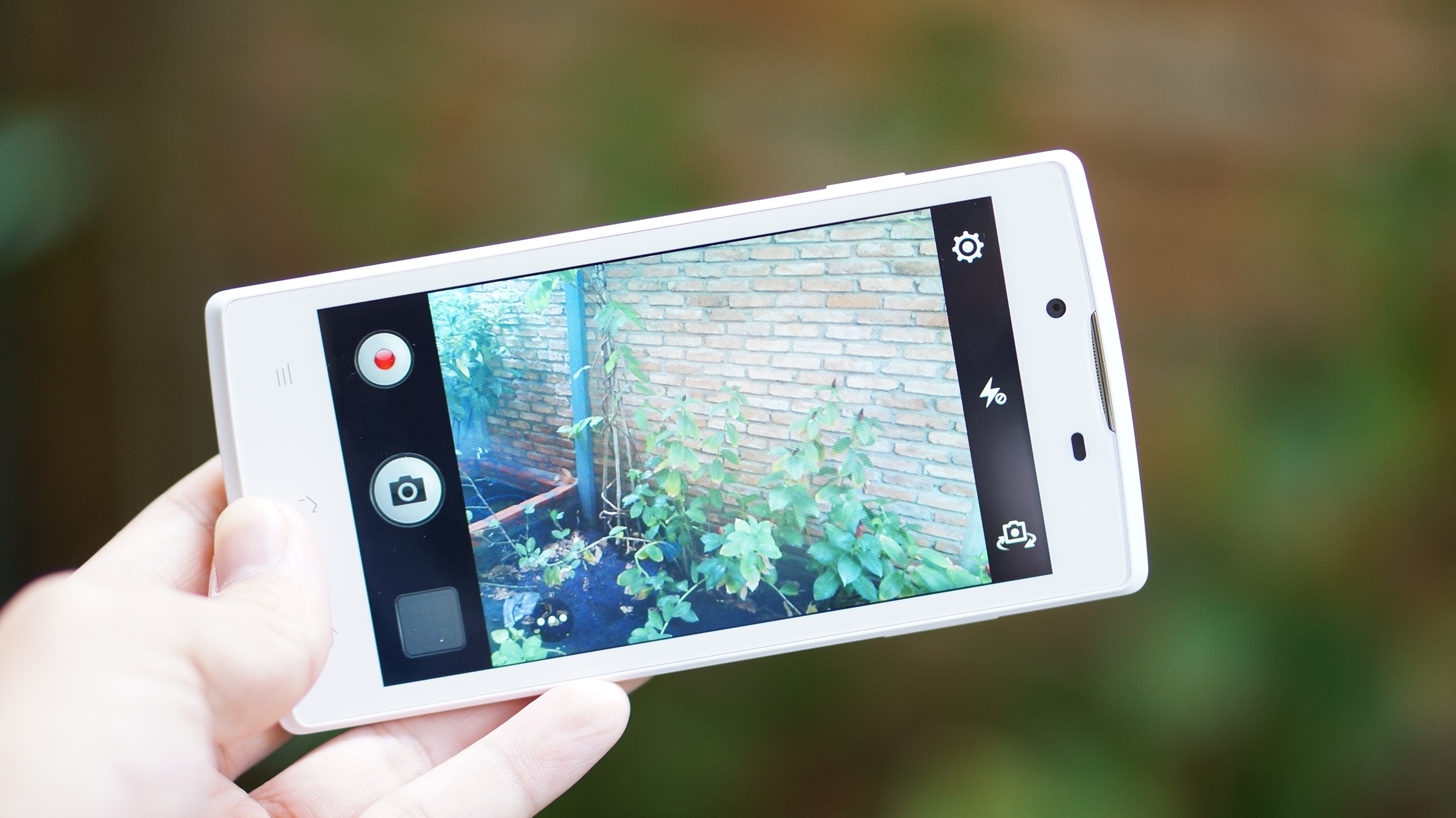 Danh gia Oppo Neo 3: Smartphone tot cho hoc sinh, sinh vien hinh anh