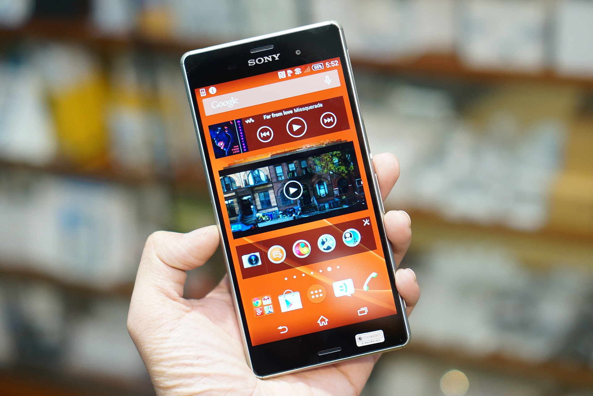 Mo hop Sony Xperia Z3 xach tay gia 18,6 trieu dong o VN hinh anh