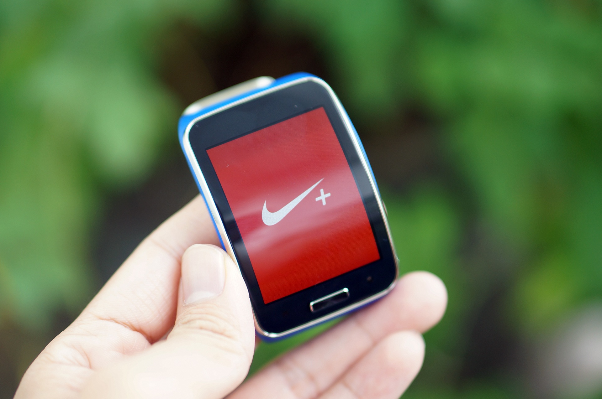 Tong quan ve smartwatch Galaxy Gear S tai VN hinh anh