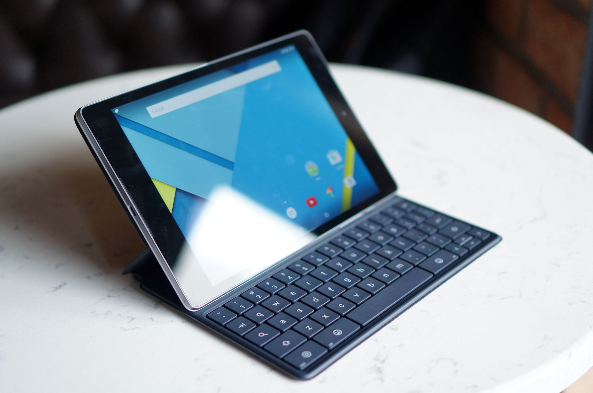 May tinh bang chay Android 5.0 dau tien co mat o Sai Gon hinh anh