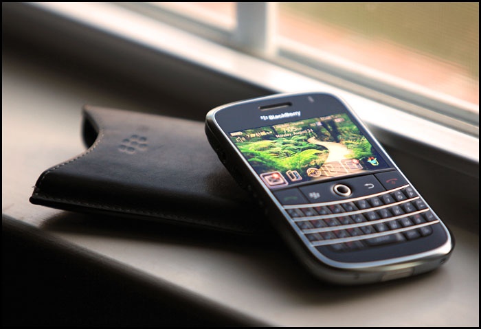 5 dong dien thoai phong cach 'trieu nguoi me' hinh anh