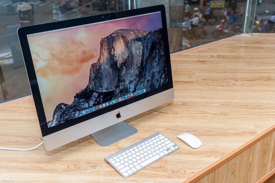 Mo hop iMac Retina man hinh 5K gia 54 trieu dong o Viet Nam hinh anh