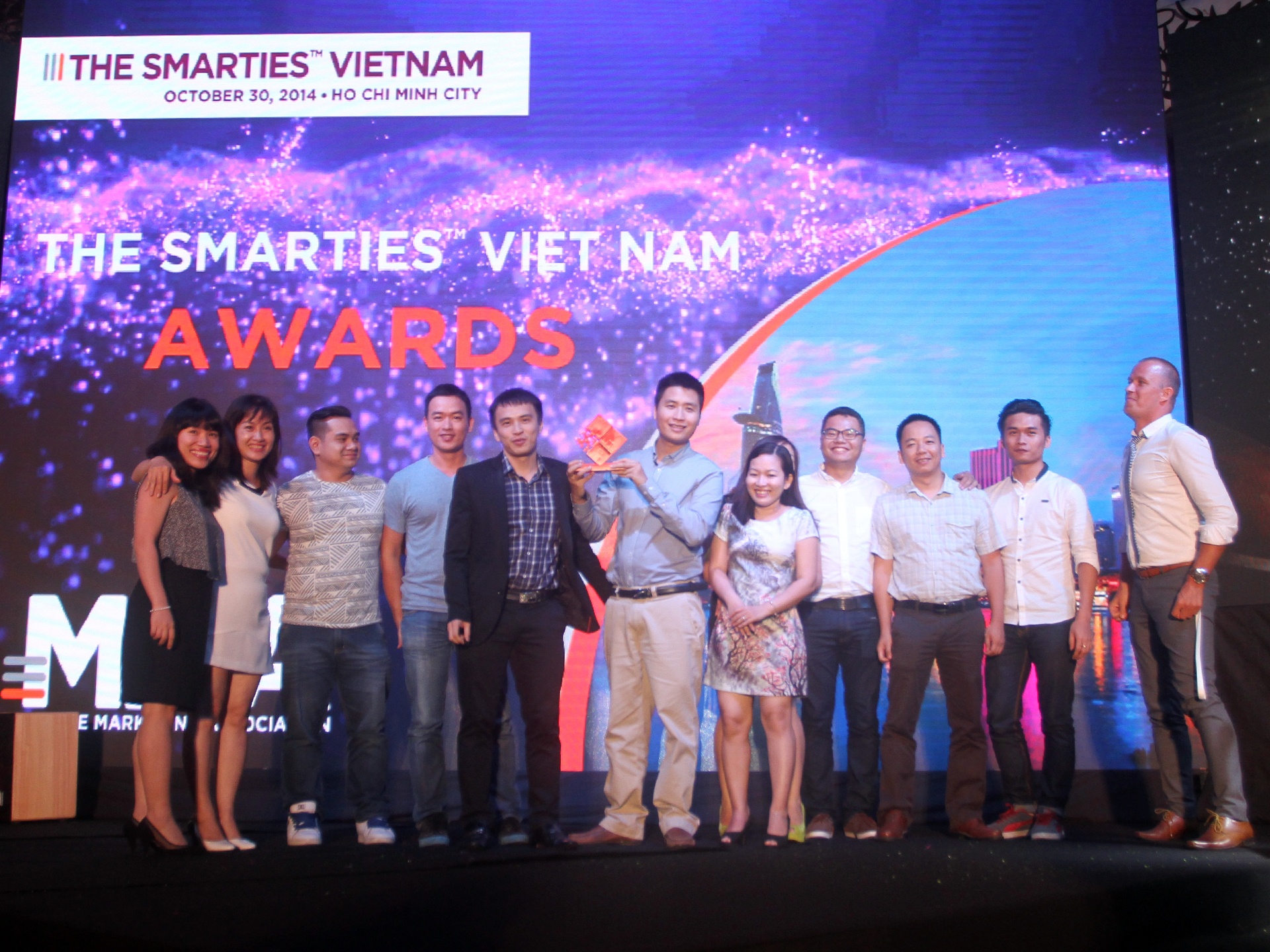 Zalo nhan giai thuong quoc te danh gia Smarties tu MMA hinh anh