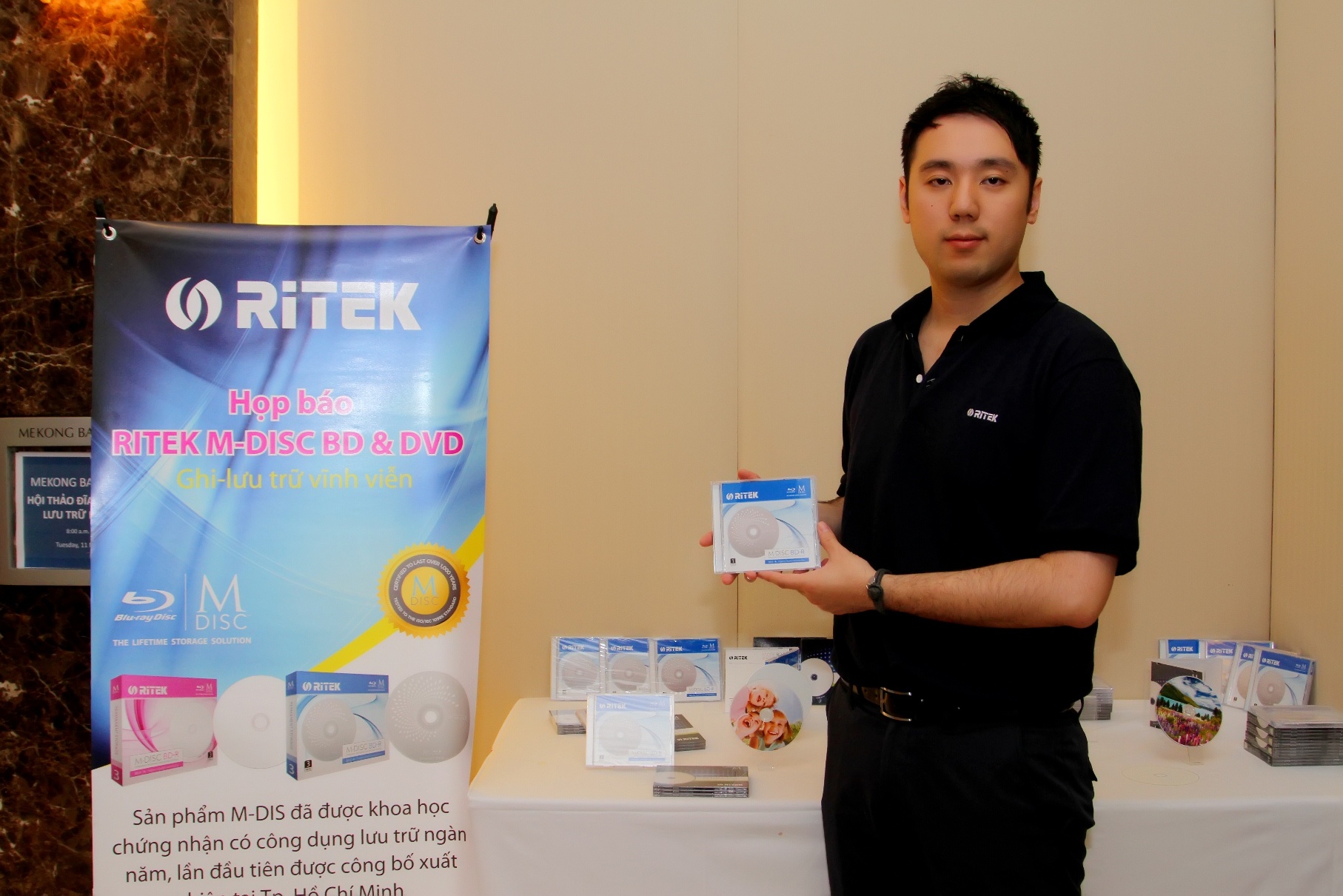 Ritek ban dia M-Disc luu tru hang ngan nam tai Viet Nam hinh anh