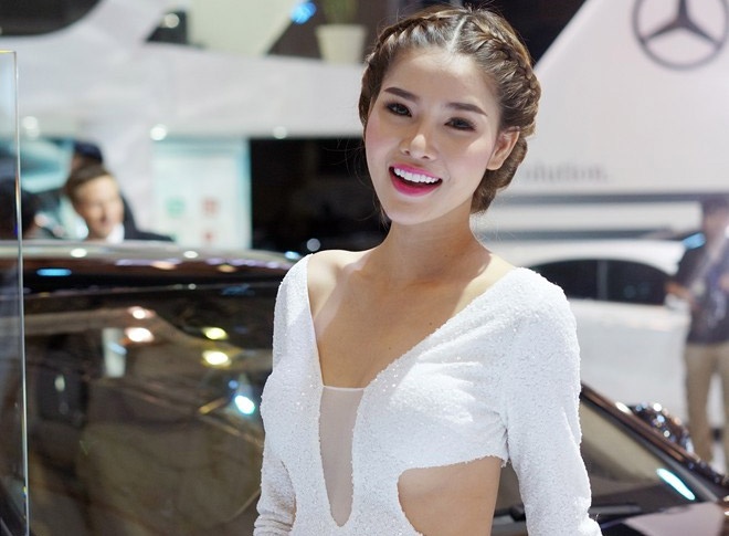 Nhan sac Viet cuon hut tai Vietnam Motor Show 2014 hinh anh