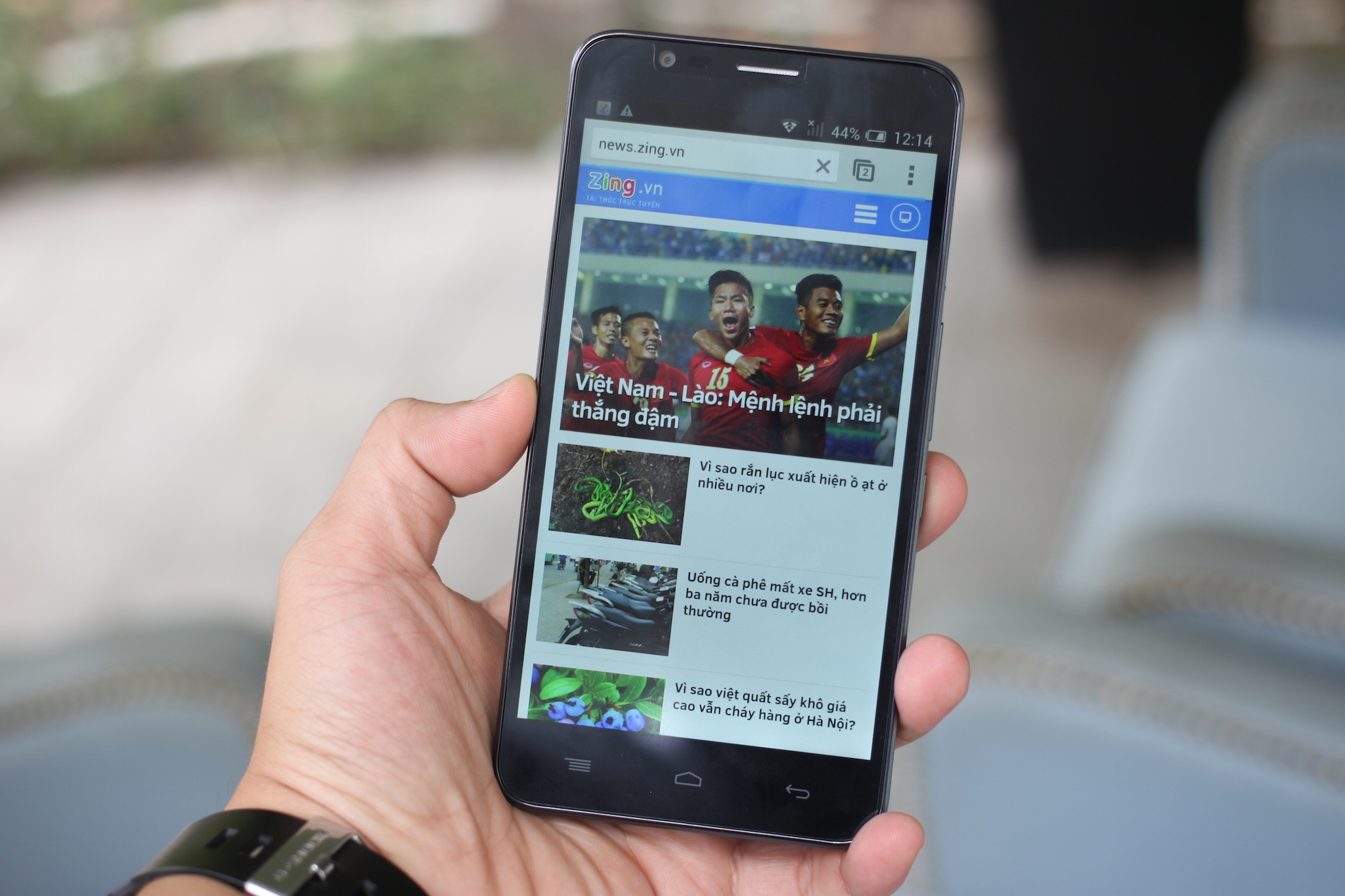 Alcatel One Touch Flash ra mat tai VN voi gia 5 trieu dong hinh anh