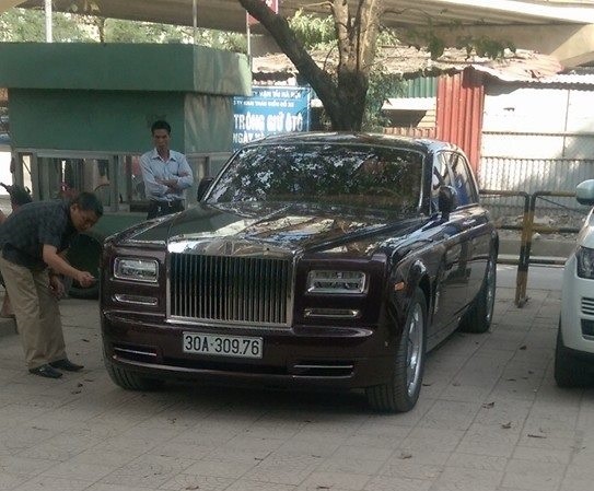 Lo dien chu nhan Rolls-Royce 'Mat troi phuong Dong' hinh anh