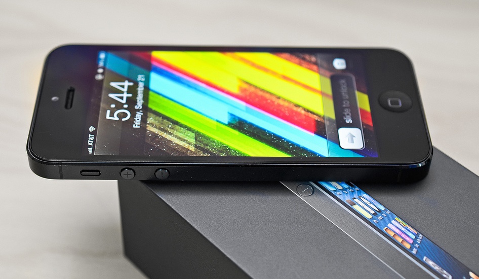 Mang kinh lup di mua iPhone o Sai Gon hinh anh