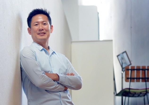 Samsung thue nha thiet ke tu cong ty cu cua 'phu thuy Apple' hinh anh