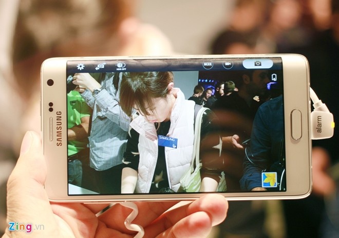 Galaxy Note Edge chinh hang ban tai Viet Nam trong thang 2 hinh anh