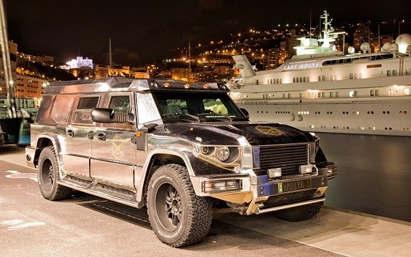 Gap chuyen gia che xe trieu do cho gioi sieu giau hinh anh