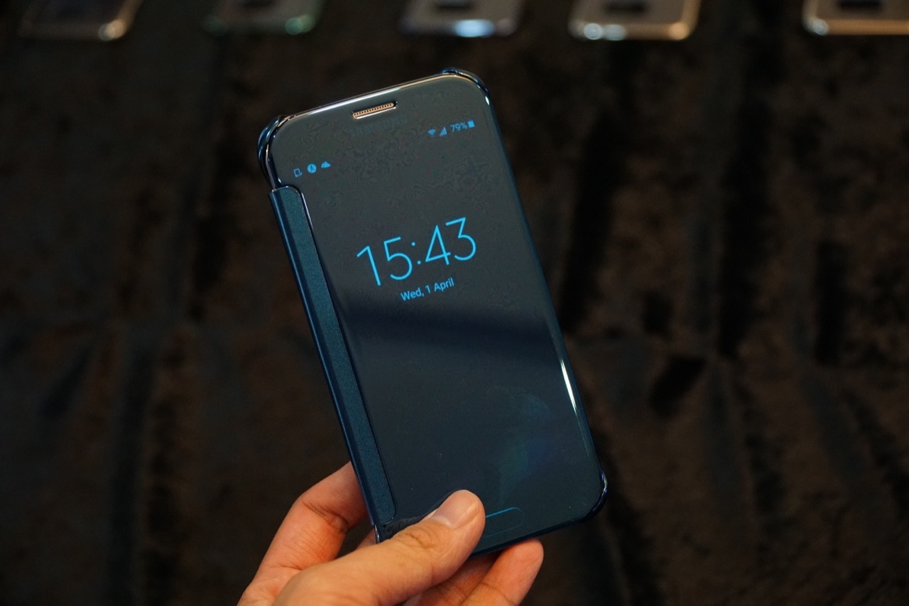 Dung thu vo gap trong suot cho Galaxy S6 san xuat tai VN hinh anh