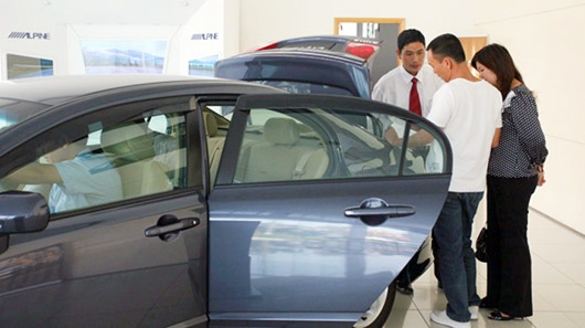 Toi 2018, lieu nguoi Viet co mua duoc oto gia re? hinh anh