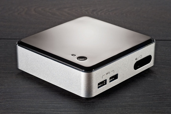 10 chiec may tinh de ban co the nam lot trong long ban tay hinh anh