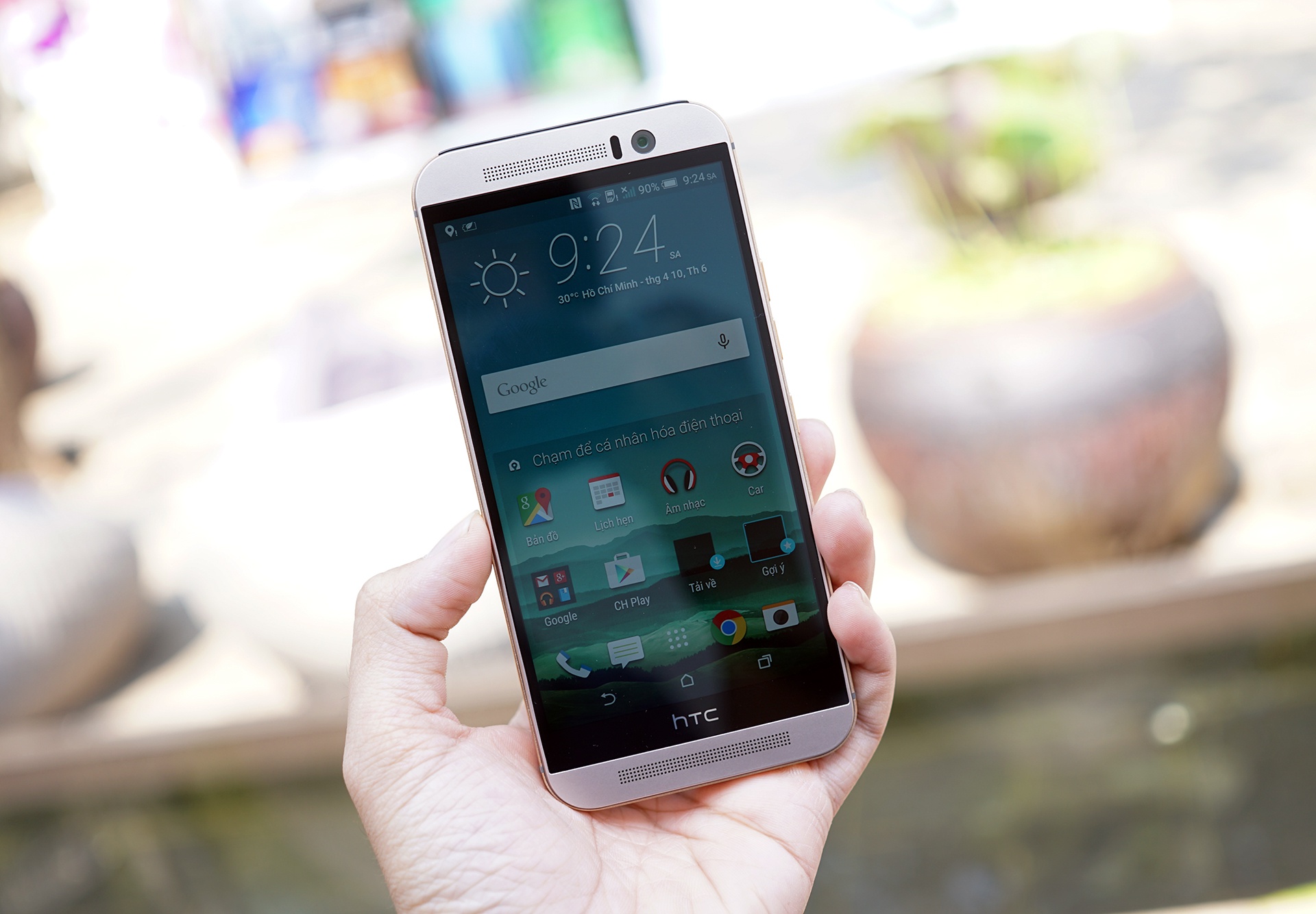 HTC One M9 vua len ke da giam gia hang trieu dong hinh anh