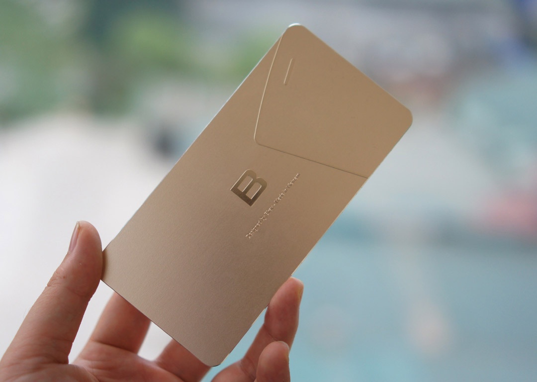 'Muon trung kho khan dang cho don Bphone' hinh anh