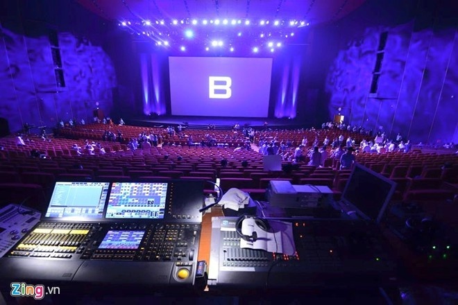 Video toan canh buoi ra mat BPhone hinh anh