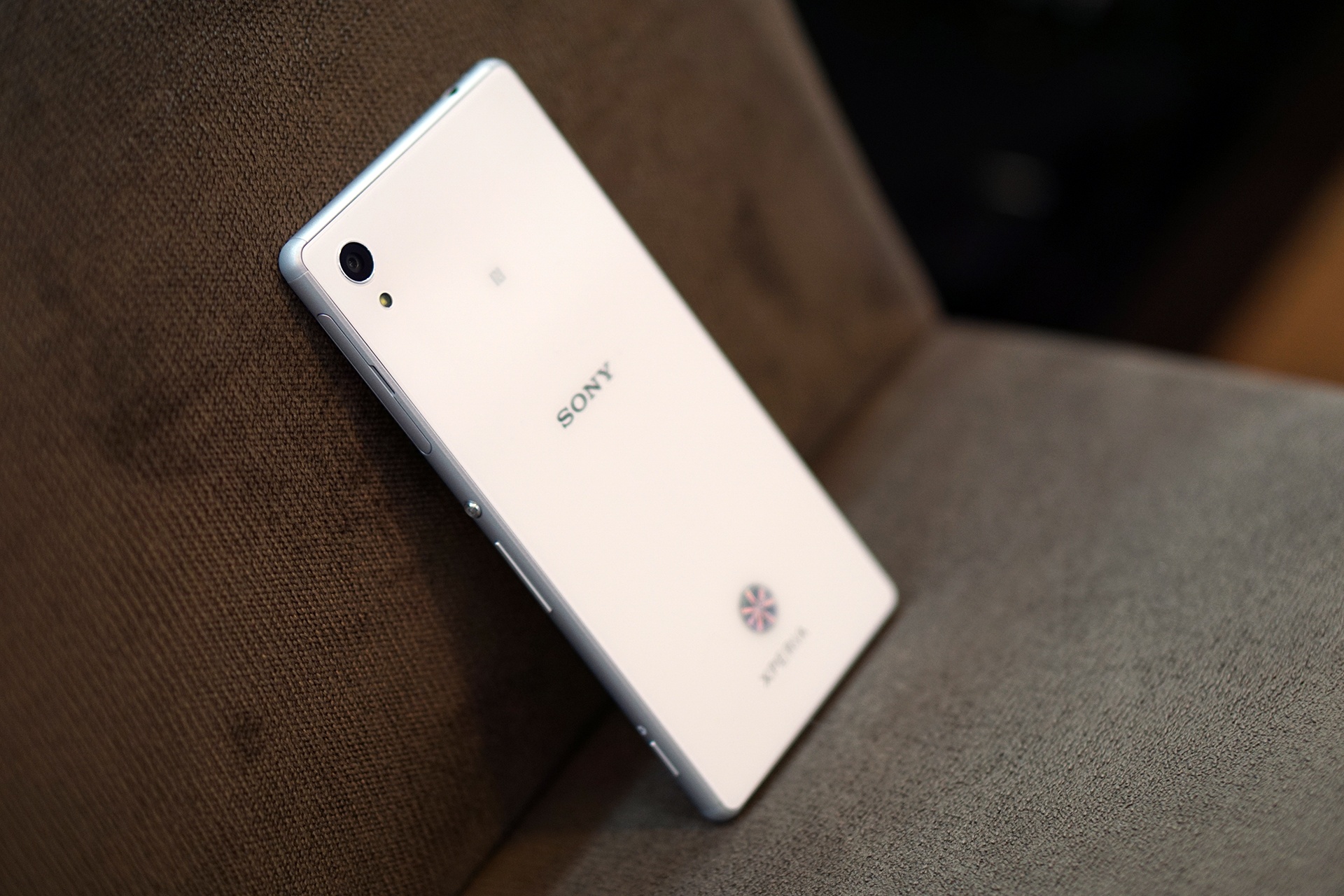 Mo hop Xperia M4 Aqua giong Z3 gia 6,5 trieu tai Viet Nam hinh anh