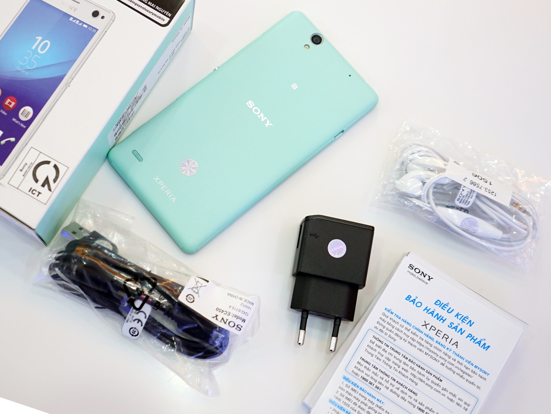 Mo hop Xperia C4 dang mong, chuyen chup selfie gia 7,2 trieu hinh anh