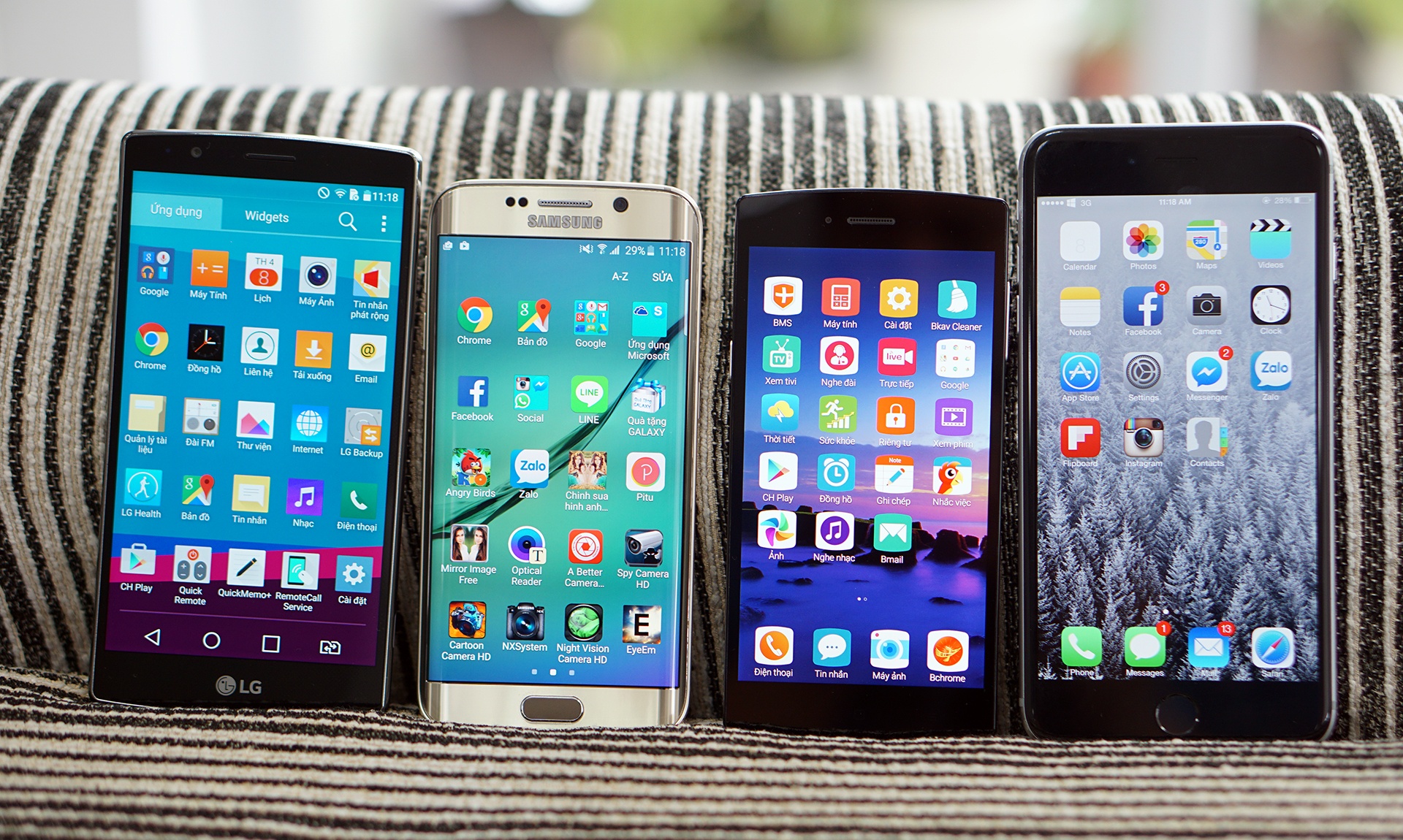 Bphone so man hinh voi LG G4, Galaxy S6 Edge, iPhone 6 Plus hinh anh