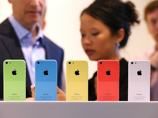 Khi nguoi Viet bi 'thuoc' bang iPhone gia re hinh anh