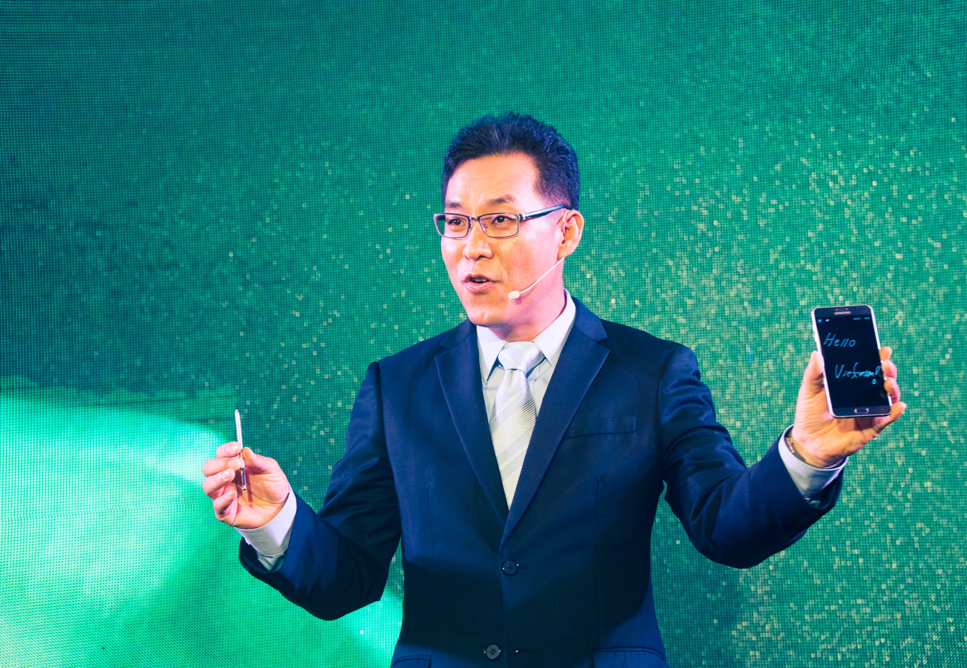 Galaxy Note 5 ban o VN tu 29/8, gia 17,9 trieu dong hinh anh