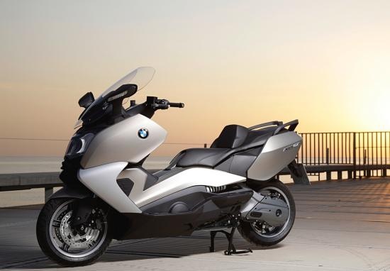 Loncin Trung Quoc muon danh BMW san xuat scooter hinh anh