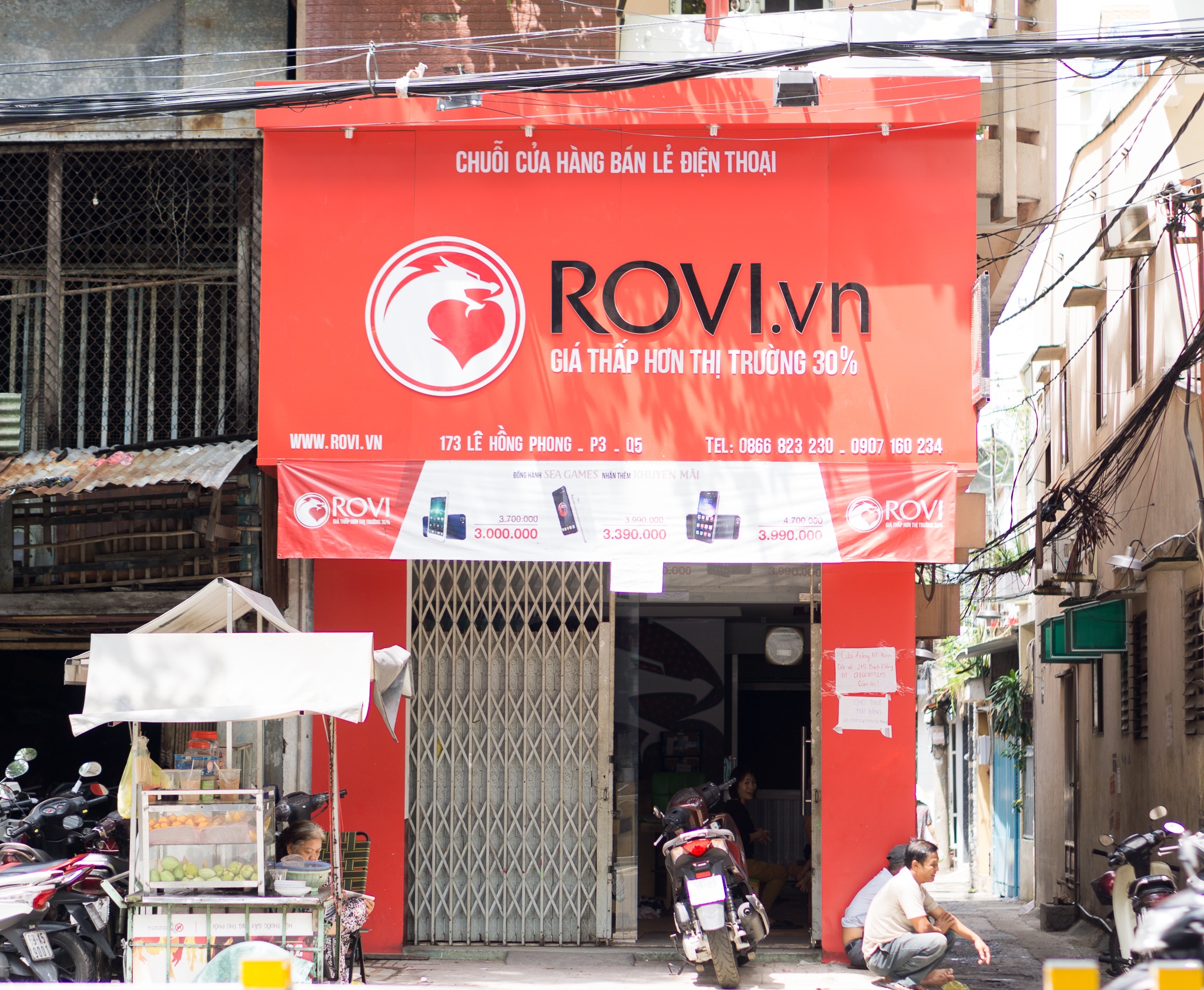 Rovi HKPhone dong nhieu cua hang, chuyen huong kinh doanh hinh anh