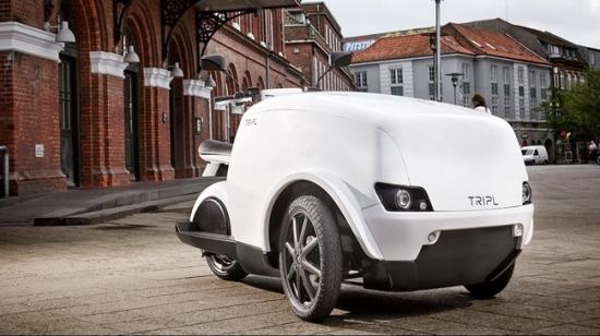 Hòa chung cùng xu hướng kinh doanh trực tuyến đang bùng nổ ngày nay, hãng xe Đan Mạch Trefor Drive đã tung ra mẫu xe ga lai xe van vô cùng ấn tượng có tên Tripl dành cho những người chuyên giao hàng.