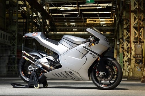 Sieu moto Suter MMX 500 bat ngo hien nguyen hinh hinh anh