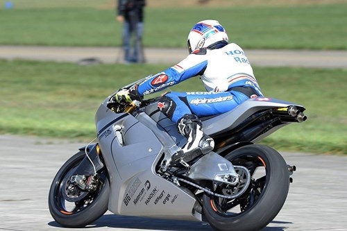 Siêu môtô Suter MMX 500 bất ngờ 'hiện nguyên hình' - ảnh 6