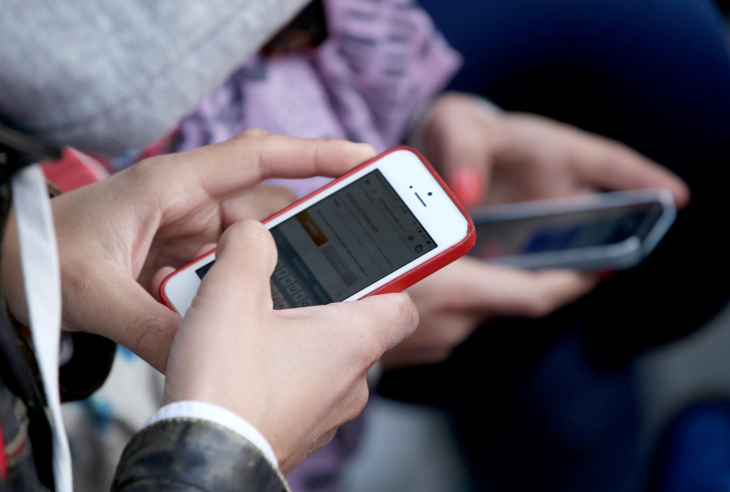 5 cach tranh bi theo doi len qua smartphone hinh anh