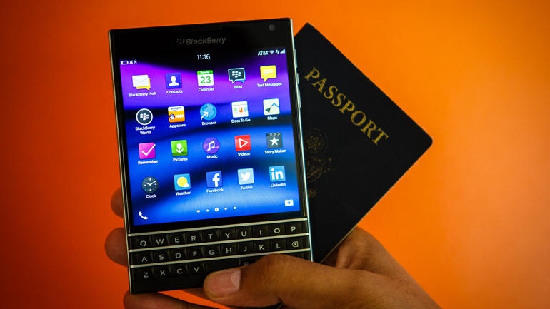 BlackBerry co the bi tong co khoi Pakistan hinh anh