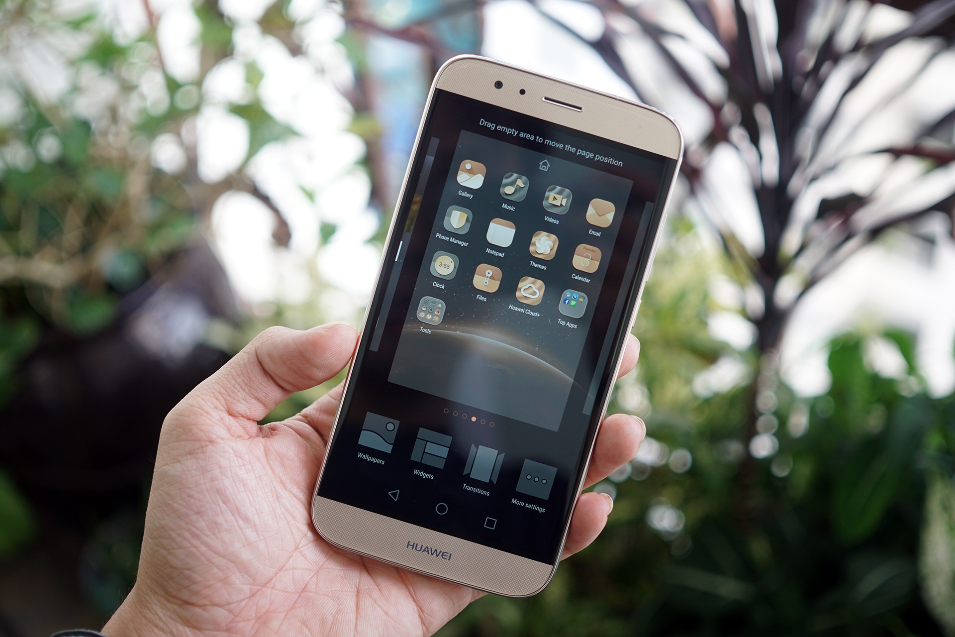 Mo hop smartphone camera 13 MP, co sac nhanh cua Huawei hinh anh