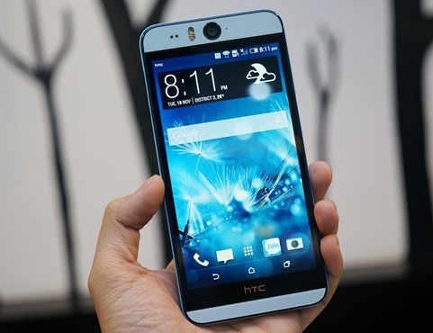 HTC Desire Eye camera truoc 13 MP ha 4,5 trieu dong hinh anh