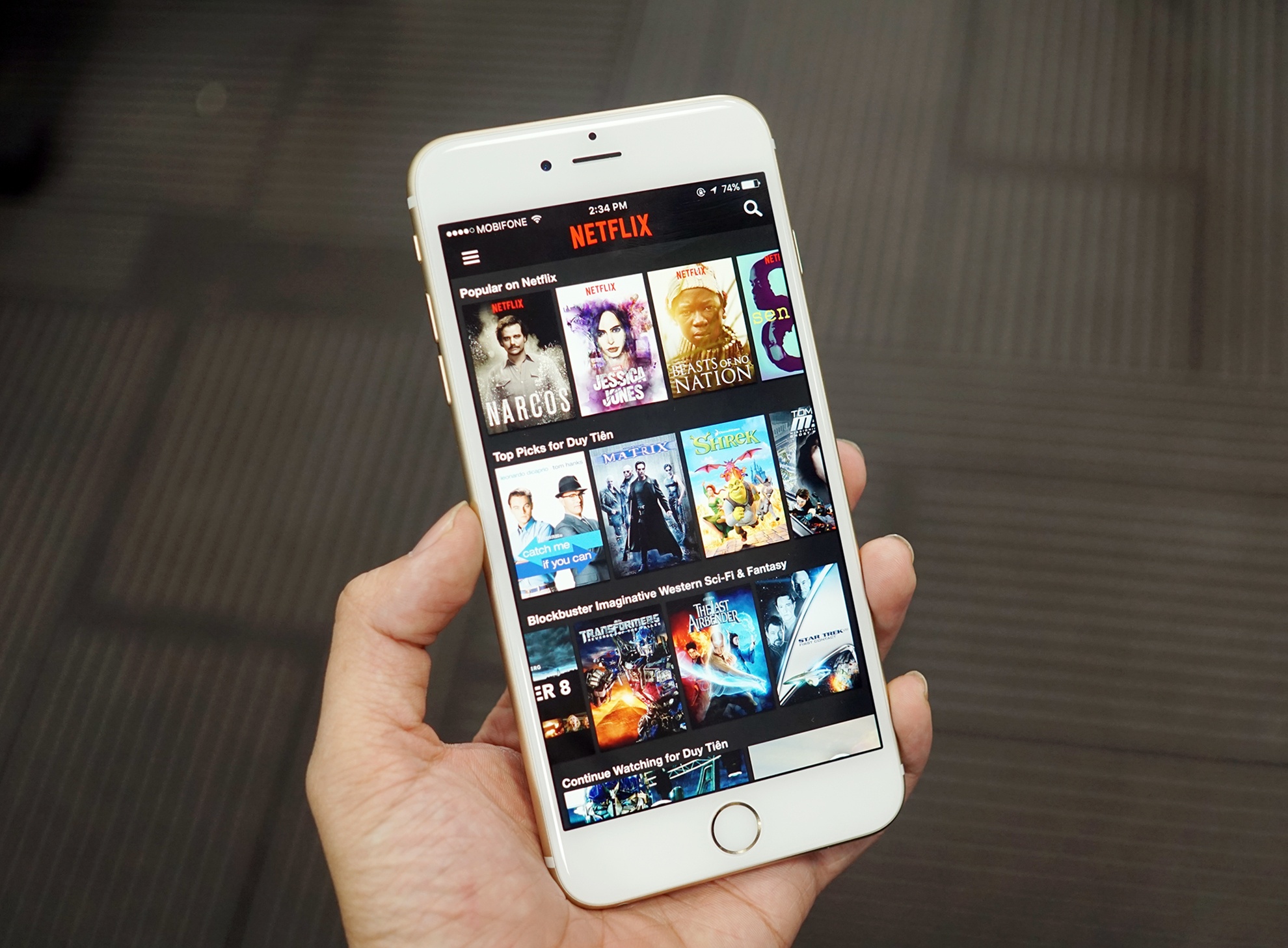 So sanh Netflix voi cac dich vu truyen hinh Internet o VN hinh anh