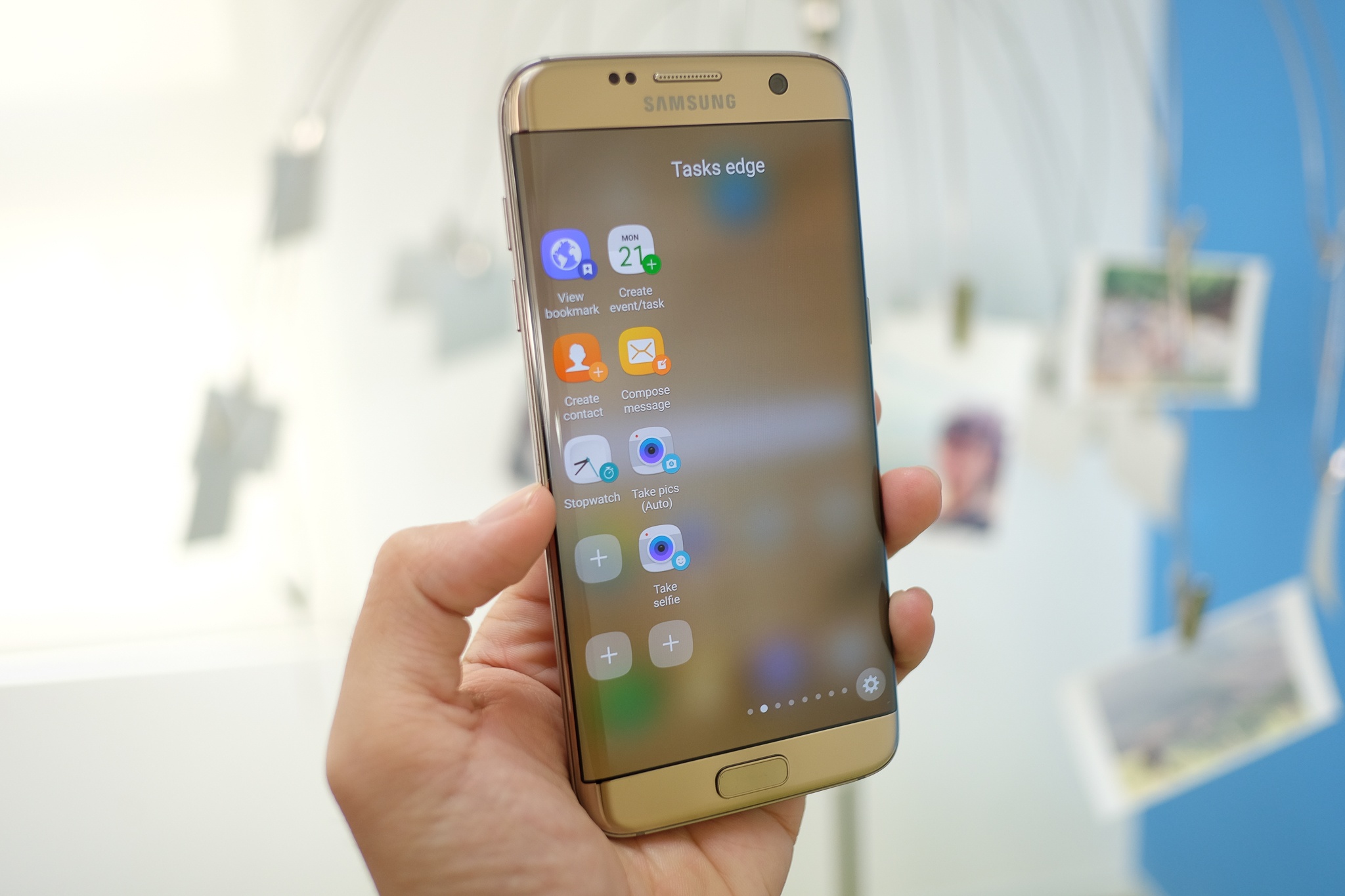 Danh gia Samsung Galaxy S7 Edge anh 2