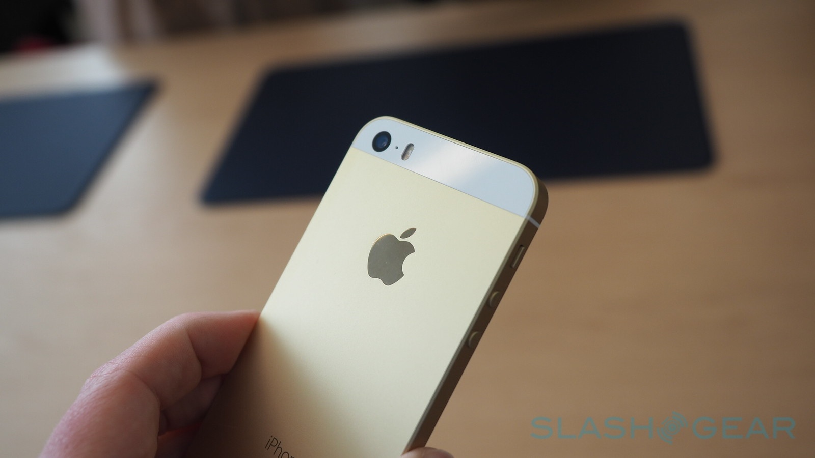 iPhone SE ra mắt ảnh 3 iPhone SE ra mat anh 3