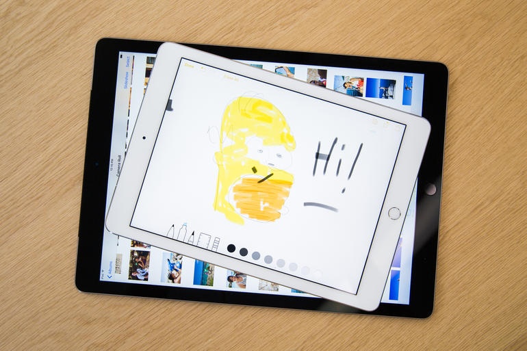 Nen chon iPad Pro 9,7 inch hay 12,9 inch? hinh anh