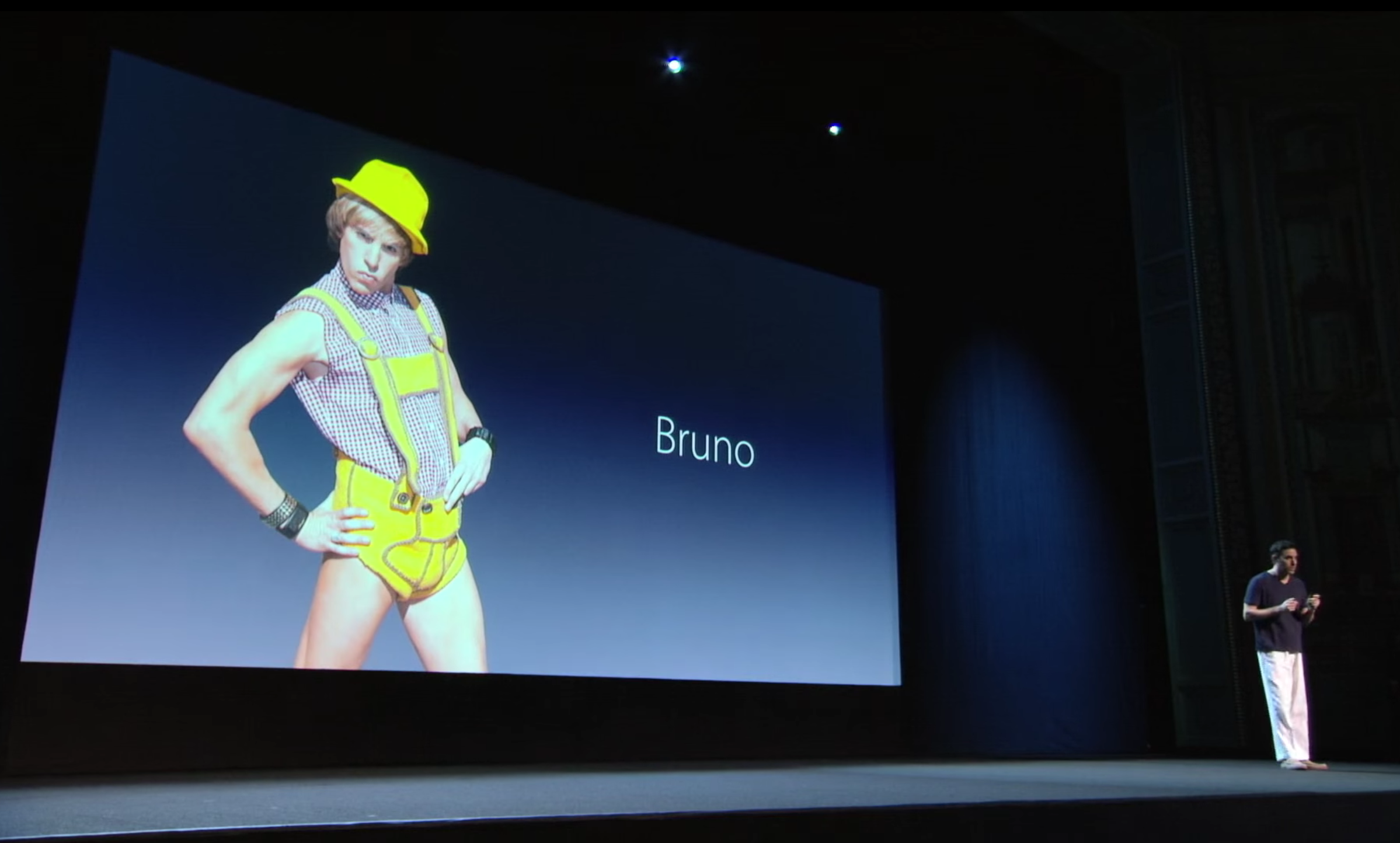 Trailer hai huoc phong theo phong cach thuyet trinh cua Jony Ive hinh anh