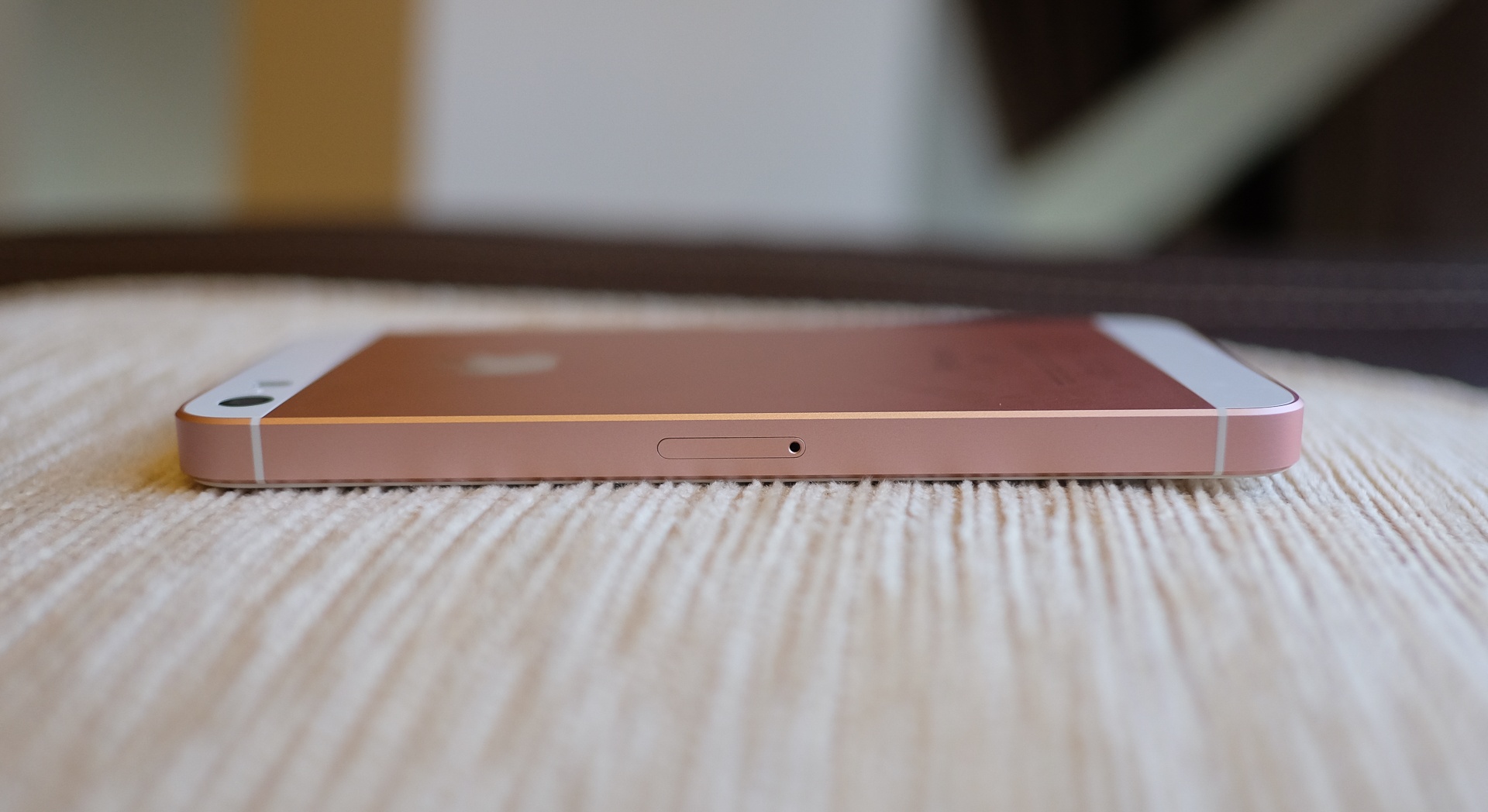 Anh iPhone SE o Viet Nam anh 10