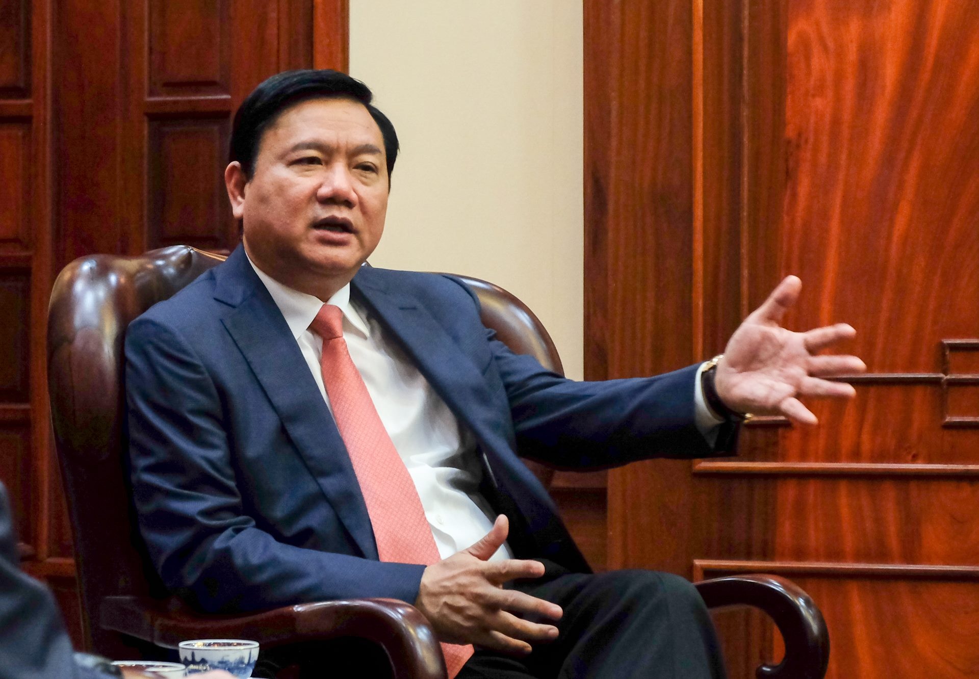 Bi thu Thang muon Microsoft cung xu ly nan hanh dan hinh anh