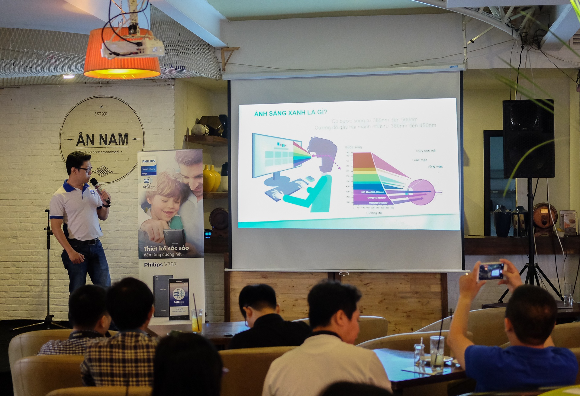 Giam anh sang xanh anh 1